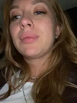 Snapshot of Sweet___Emily chatting on 12-28-24, 07:54 Sweet   Emily online show from 12-28-24, 07:54