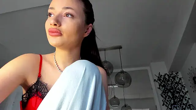 IreneVON online show from 03-18-25, 05:52