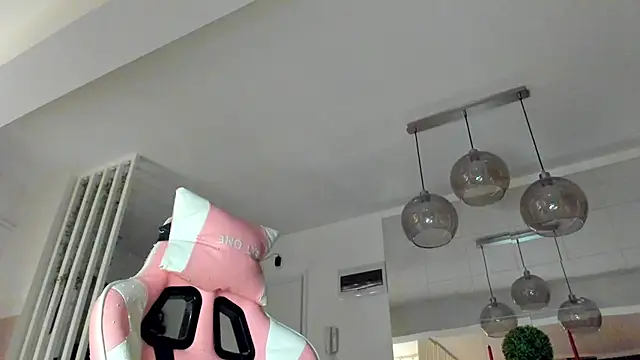 IreneVON online show from 01-16-26, 03:43