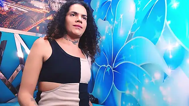 Snapshot of aleja_mistress_ chatting on 12-21-24, 11:02 aleja mistress online show from 12-21-24, 11:02