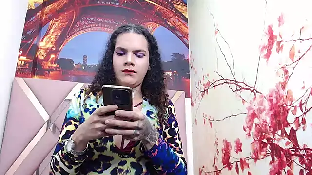 Snapshot of aleja_mistress_ chatting on 01-25-25, 08:21 aleja mistress online show from 01-25-25, 08:21