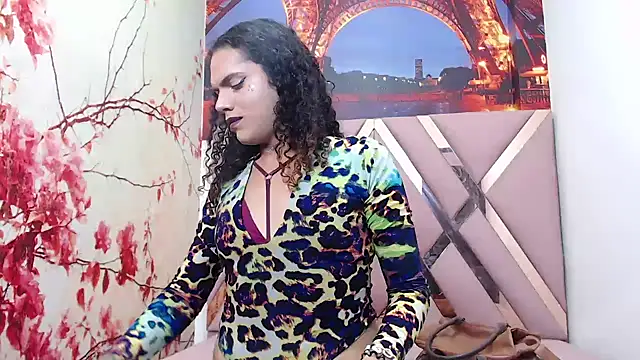 Snapshot of aleja_mistress_ chatting on 01-29-25, 07:32 aleja mistress online show from 01-29-25, 07:32