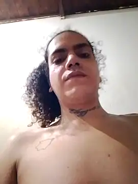 Snapshot of aleja_mistress_ chatting on 11-17-25, 01:00 aleja mistress online show from 11-17-25, 01:00