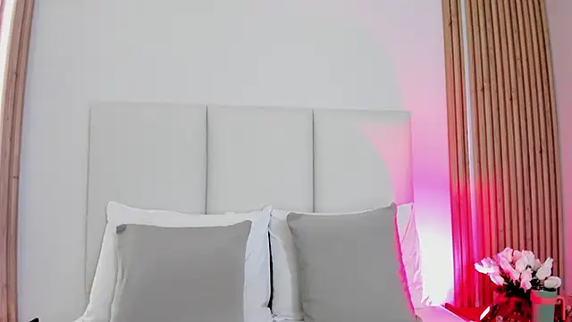 Emily robertss online show from 02-11-26, 07:19