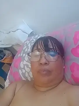 MilfPleasure online show from 05-17-26, 07:32