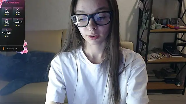Snapshot of Amarieni chatting on 12-03-24, 02:38 Amarieni online show from 12-03-24, 02:38