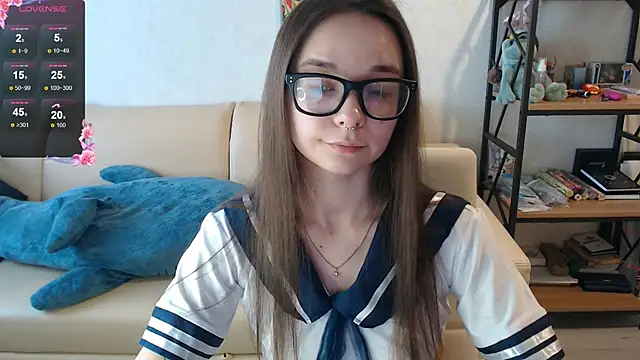 Snapshot of Amarieni chatting on 12-19-24, 11:18 Amarieni online show from 12-19-24, 11:18