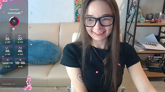 Snapshot of Amarieni chatting on 12-27-24, 11:28 Amarieni online show from 12-27-24, 11:28