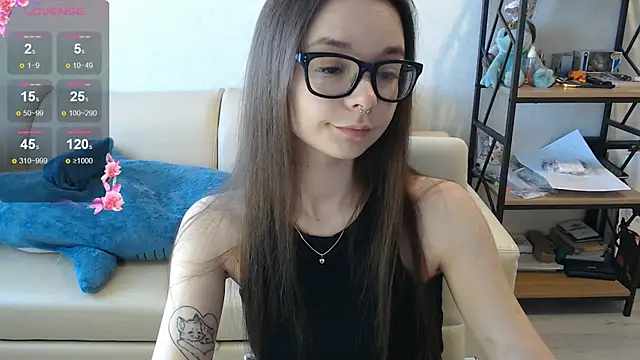 Snapshot of Amarieni chatting on 01-04-25, 11:22 Amarieni online show from 01-04-25, 11:22
