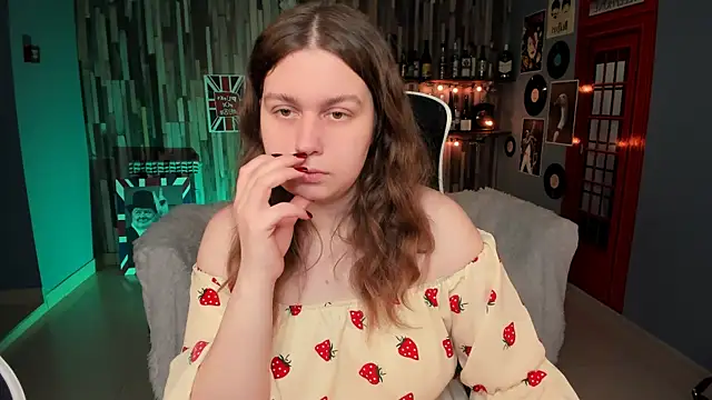 FioraMarmoris online show from 03-27-26, 06:19