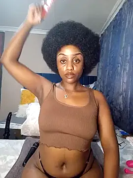 Snapshot of Queen-Chocolate chatting on 01-24-25, 07:18 Queen-Chocolate online show from 01-24-25, 07:18