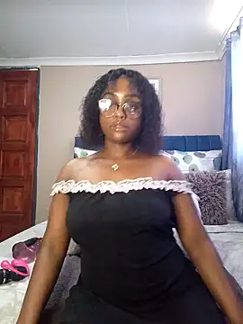 Snapshot of Queen-Chocolate chatting on 01-30-25, 09:47 Queen-Chocolate online show from 01-30-25, 09:47