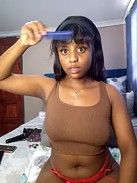 Snapshot of Queen-Chocolate chatting on 03-02-25, 07:43 Queen-Chocolate online show from 03-02-25, 07:43