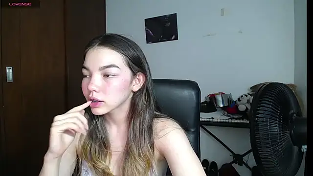 venelope1 online show from 02-03-25, 04:46