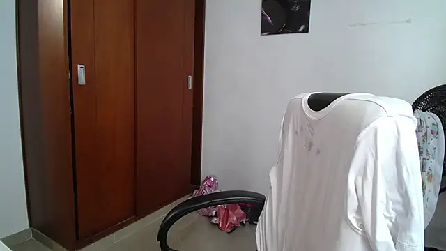 venelope1 online show from 10-13-25, 08:09