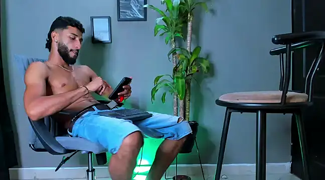 Damian 022 online show from 01-24-25, 10:51