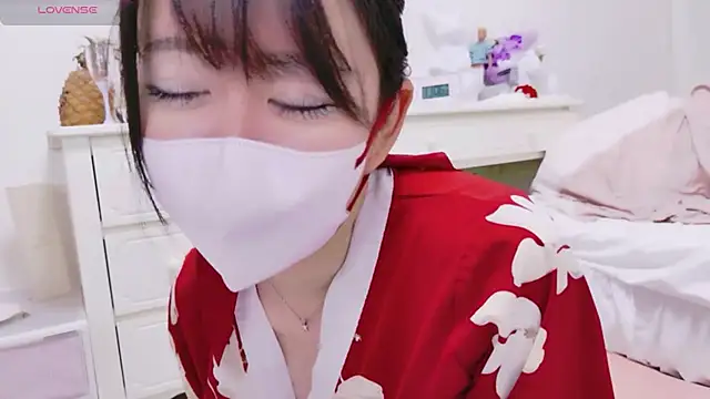 maii- online show from 04-16-26, 02:07