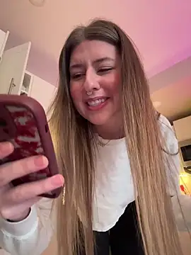 sophielove888 online show from 03-28-26, 04:39