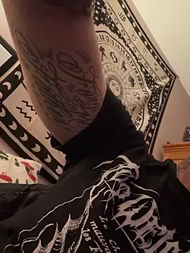 Snapshot of thatdude9_9_9 chatting on 11-13-25, 08:57 thatdude9 9 9 online show from 11-13-25, 08:57