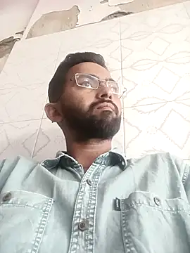 Snapshot of sagarghai07 chatting on 10-27-25, 09:57 sagarghai07 online show from 10-27-25, 09:57