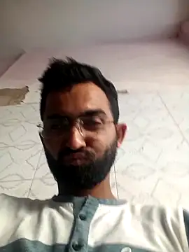 sagarghai07 online show from 04-01-26, 10:16