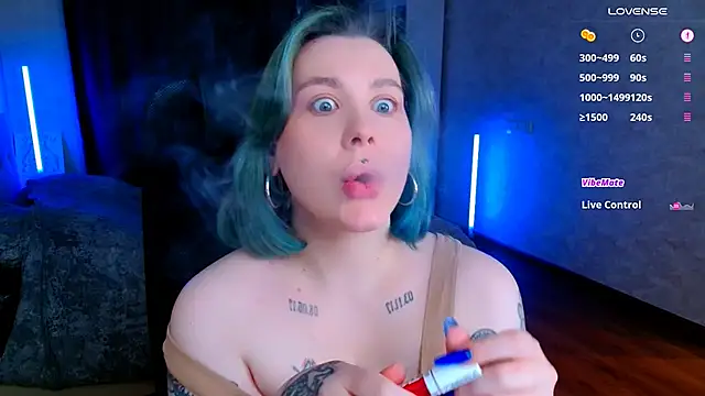 Snapshot of Blueberry-baby chatting on 03-17-25, 10:49 Blueberry-baby online show from 03-17-25, 10:49