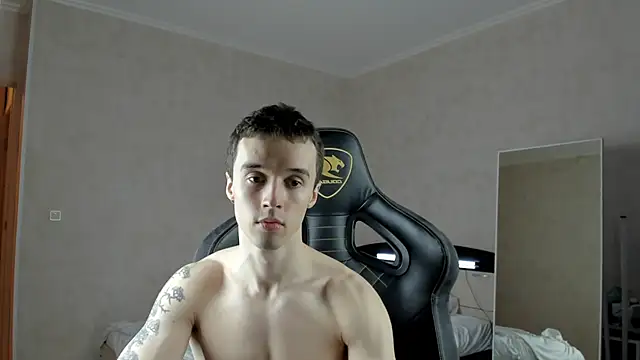 Snapshot of MasonWarholl chatting on 02-07-25, 06:34 MasonWarholl online show from 02-07-25, 06:34