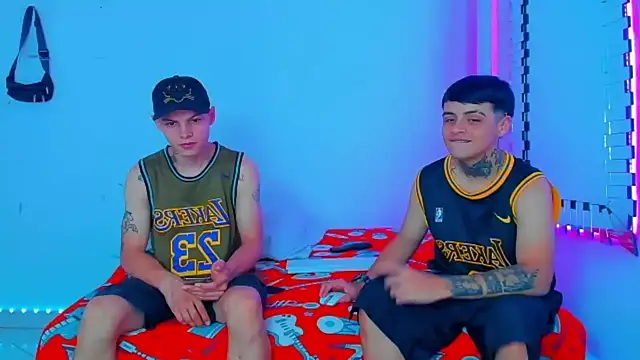 HOT boy2025 online show from 12-17-24, 07:59