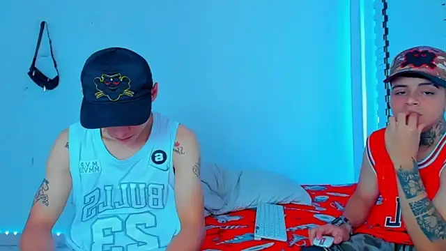 HOT boy2025 online show from 12-18-24, 09:40