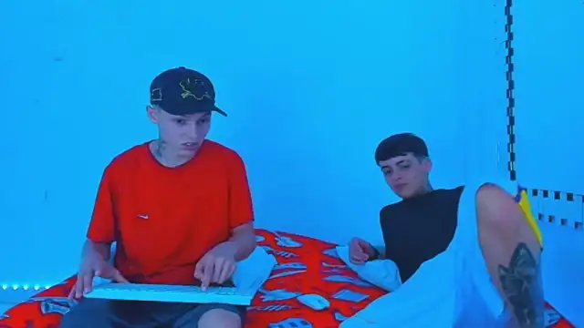 HOT boy2025 online show from 01-10-25, 02:14