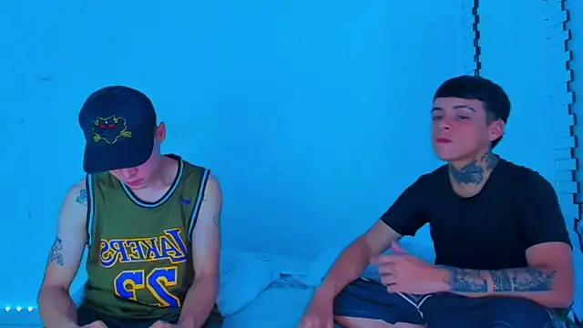 HOT boy2025 online show from 02-01-25, 12:29