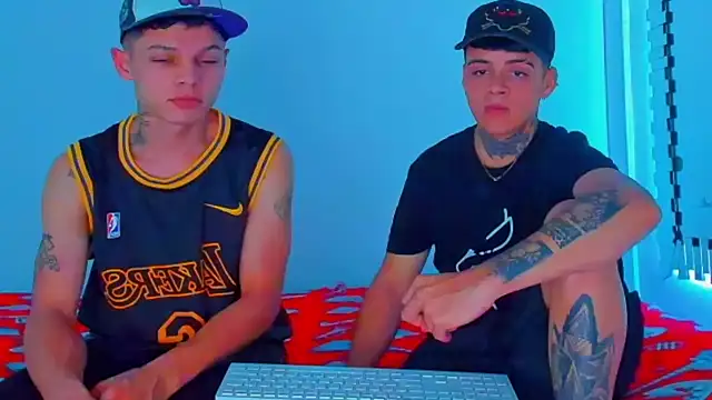 HOT boy2025 online show from 03-08-25, 10:56