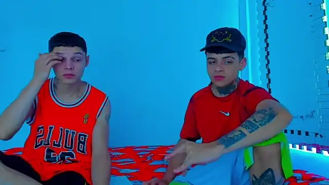 HOT boy2025 online show from 03-11-25, 09:26