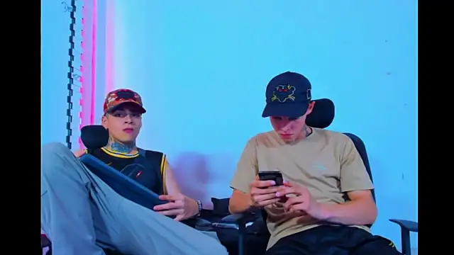 HOT boy2025 online show from 09-09-25, 01:49