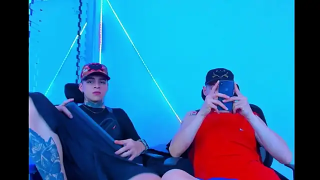 HOT boy2025 online show from 09-12-25, 04:07