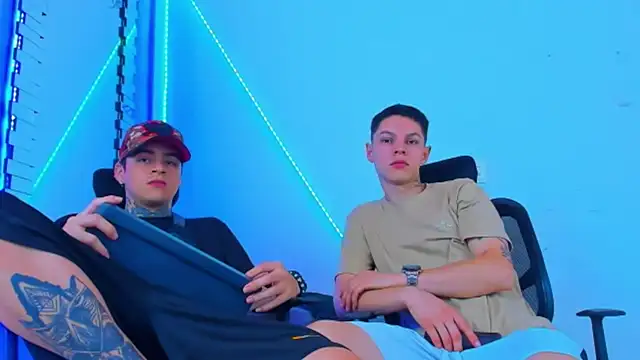 HOT boy2025 online show from 10-15-25, 12:11