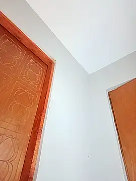 Mayo01  online show from 10-31-25, 04:24