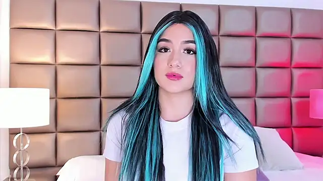 AnnyHizzle online show from 02-15-25, 09:26