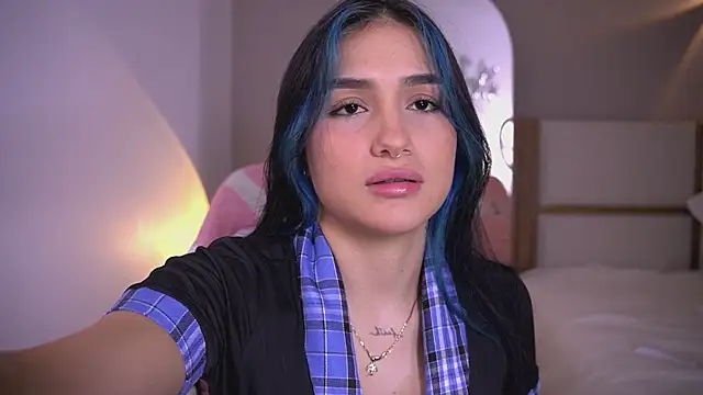 AnnyHizzle online show from 06-14-26, 03:30