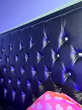 mailyreid online show from 11-29-25, 04:26