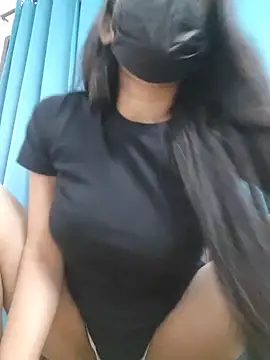 Snapshot of Sonam-378 chatting on 10-06-25, 06:16 Sonam-378 online show from 10-06-25, 06:16