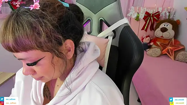 zoesullivan online show from 11-19-25, 09:53