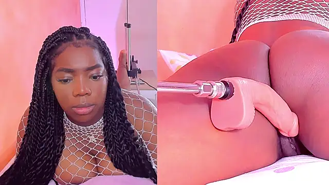 zoeethompson cm online show from 04-11-26, 10:52