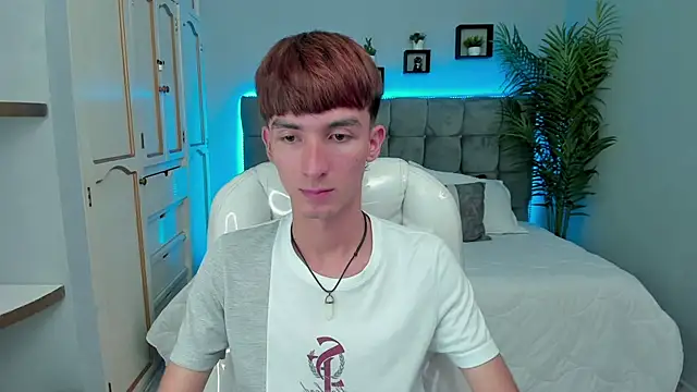 Snapshot of Jake_evans chatting on 05-03-26, 02:12 Jake evans online show from 05-03-26, 02:12