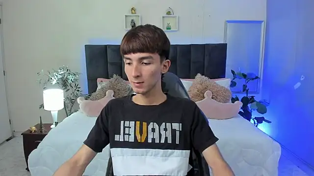 Snapshot of Jake_evans chatting on 05-19-26, 01:50 Jake evans online show from 05-19-26, 01:50