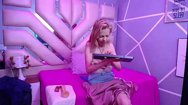 sophia ny online show from 02-17-25, 11:09