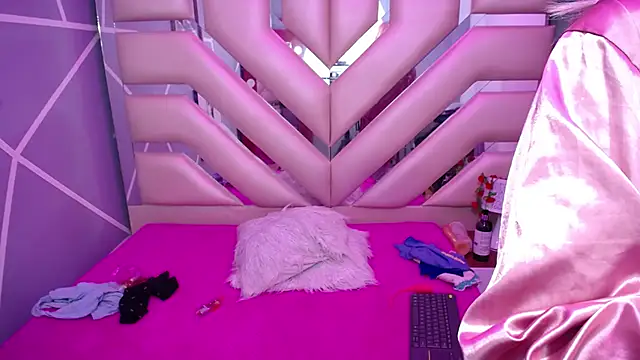 sophia ny online show from 02-21-25, 07:32