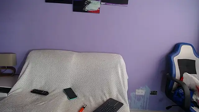 sophia ny online show from 04-14-26, 01:28