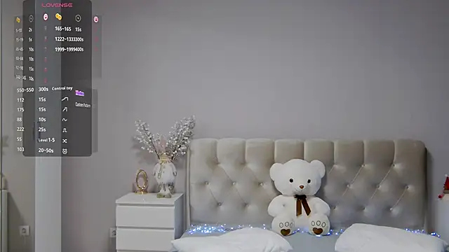 Snapshot of Baginyaaa chatting on 09-24-25, 12:41 Baginyaaa online show from 09-24-25, 12:41