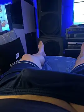 Snapshot of MatthewEmme chatting on 11-21-25, 11:47 MatthewEmme online show from 11-21-25, 11:47